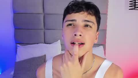 Snapshot of joshclaarktt chatting on July 2026 04:40:01 AM Josh online show from July 2026 04:40:01 AM