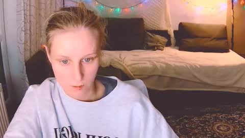 joy_keys online show from December 2024 11:06:02 PM