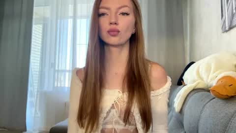 Snapshot of joyegeesey chatting on May 2026 08:09:02 AM Bella online show from May 2026 08:09:02 AM