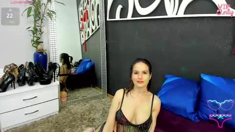 joyfullrosse online show from April 2026 06:47:02 AM