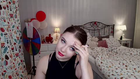 Ginny online show from December 2024 07:43:02 PM