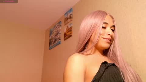 Danae online show from May 2026 10:17:02 PM
