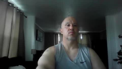 Snapshot of jr1871 chatting on May 2026 01:51:02 PM jr1871 online show from May 2026 01:51:02 PM