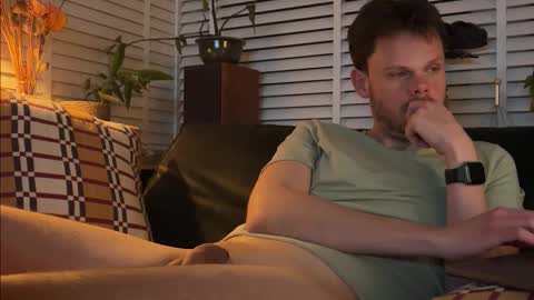 Snapshot of jrnb87 chatting on February 2026 11:05:02 PM JoyBoy online show from February 2026 11:05:02 PM