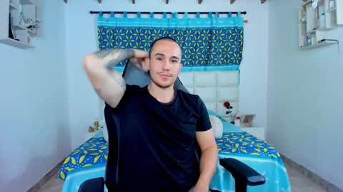 Juan online show from February 2025 12:52:02 AM