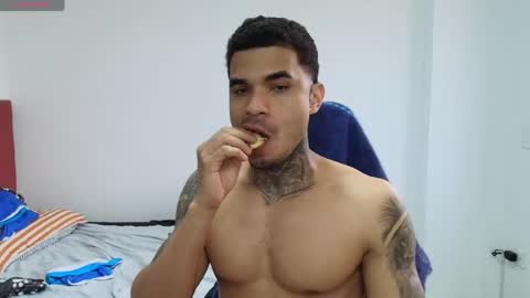 Snapshot of juan_gomez_1 chatting on May 2026 10:08:02 PM juan_gomez_1 online show from May 2026 10:08:02 PM