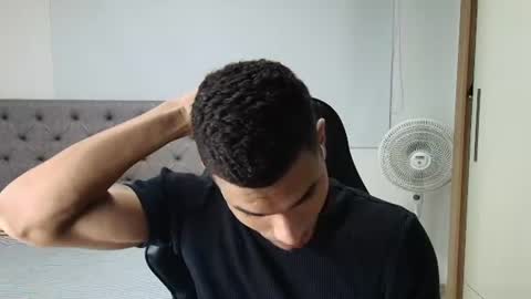 Snapshot of juan_gomez_1 chatting on July 2026 10:57:02 PM juan_gomez_1 online show from July 2026 10:57:02 PM