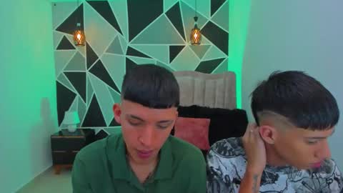 JuanSteven online show from November 2025 04:11:02 AM