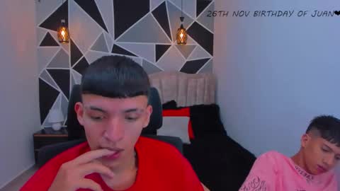 JuanSteven online show from November 2025 02:54:01 AM