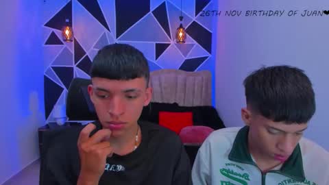 JuanSteven online show from November 2025 05:17:01 AM