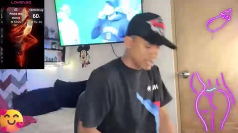 Snapshot of juanbigcock21cm chatting on March 2026 06:30:01 AM juan jose online show from March 2026 06:30:01 AM