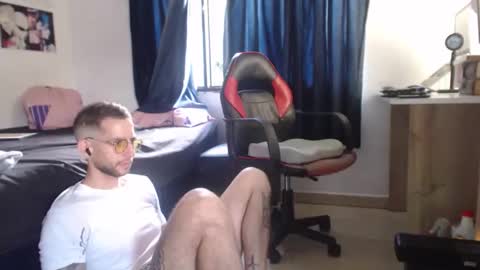 juancamillr online show from April 2026 09:53:01 PM