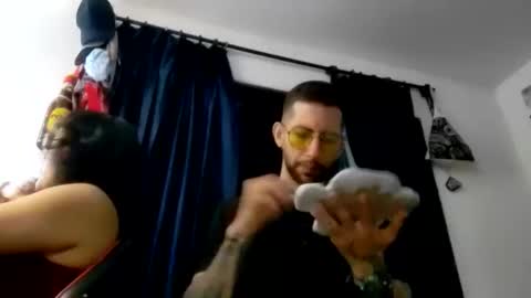 juancamillr online show from April 2026 12:22:01 AM