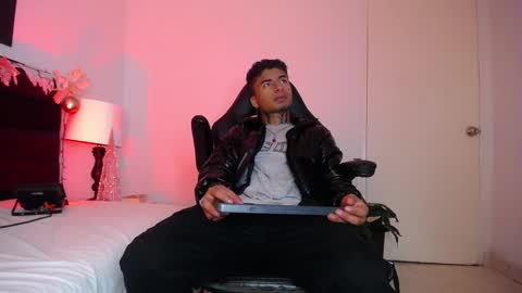 juancamilo66_ online show from January 2025 03:58:02 AM