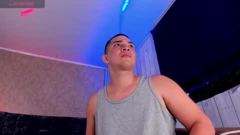 Juan David online show from March 2025 02:08:02 PM