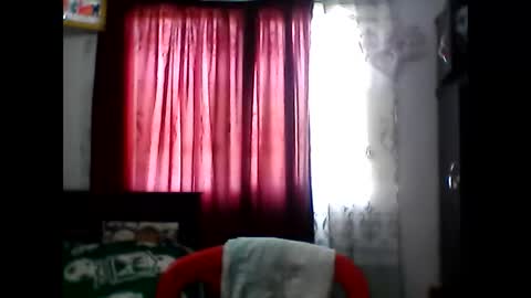Snapshot of juanesan chatting on February 2025 02:48:01 PM Juanesan CaballeroSolitario online show from February 2025 02:48:01 PM