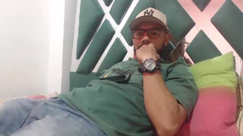 juanfe_style online show from September 2025 08:32:02 PM