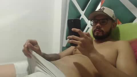 juanfe_style online show from September 2025 04:05:01 AM