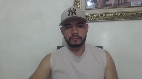 Snapshot of juanfe_style chatting on May 2026 02:44:02 PM juanfe_style online show from May 2026 02:44:02 PM