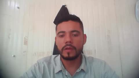 Snapshot of juanfe_style chatting on May 2026 04:03:01 PM juanfe_style online show from May 2026 04:03:01 PM