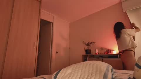 juanilla99 online show from November 2025 05:07:01 AM