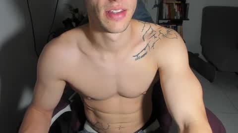 JUANISIMO  online show from March 2026 11:44:01 PM