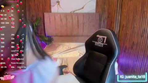 JUANITA online show from January 2026 12:54:02 PM