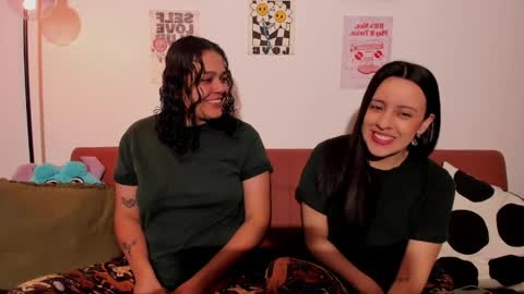 juanitaaa_ online show from April 2026 03:26:01 AM