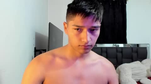 juanjo ferrari online show from April 2026 11:32:02 PM