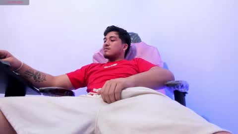 JUAN  online show from November 2025 03:23:01 PM