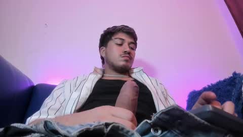 JUAN  online show from February 2026 06:53:01 AM