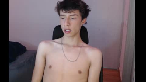 Snapshot of juanmres chatting on November 2025 03:29:02 AM juanmres online show from November 2025 03:29:02 AM