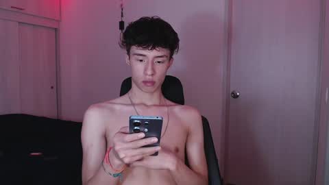 Snapshot of juanmres chatting on April 2026 07:55:01 PM juanmres online show from April 2026 07:55:01 PM