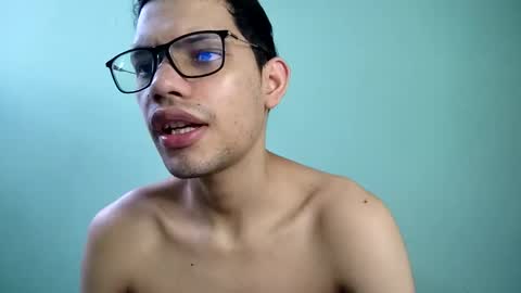 juansuarez204 online show from December 2024 09:42:02 PM