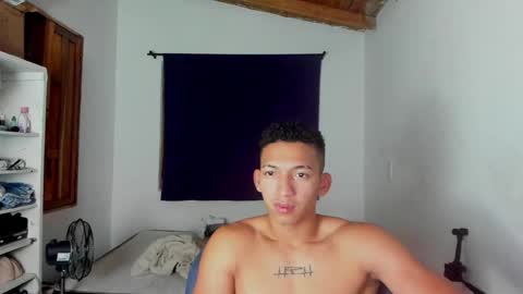 juansw66 online show from October 2025 07:42:02 AM