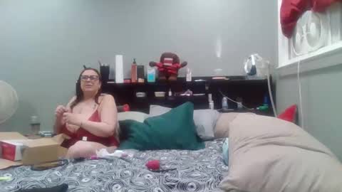 Snapshot of juiceepawwg420 chatting on May 2026 12:49:01 AM Juiceepawwg420 online show from May 2026 12:49:01 AM
