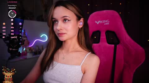 Angelina online show from December 2024 06:38:02 PM