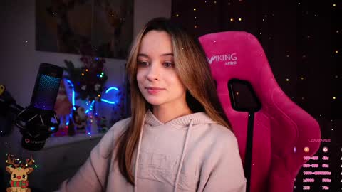 Angelina online show from January 2025 06:57:01 PM