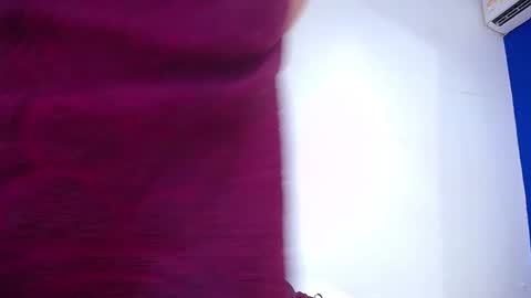 Snapshot of juicy_bignipples18 chatting on December 2024 05:15:02 PM juicy_bignipples18 online show from December 2024 05:15:02 PM