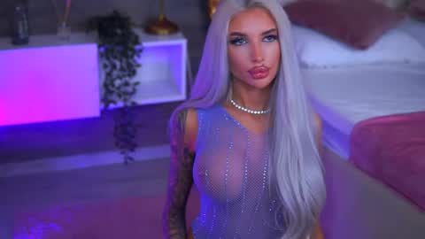 Snapshot of juicy_jessye chatting on April 2026 08:57:02 PM Jessye online show from April 2026 08:57:02 PM