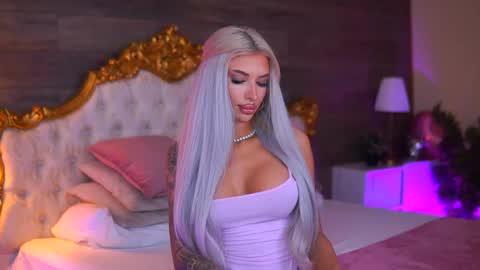 Snapshot of juicy_jessye chatting on May 2026 07:53:02 PM Jessye online show from May 2026 07:53:02 PM