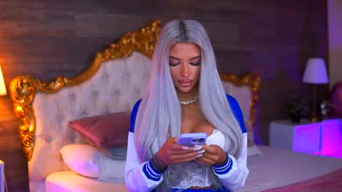 Snapshot of juicy_jessye chatting on May 2026 07:54:02 PM Jessye online show from May 2026 07:54:02 PM