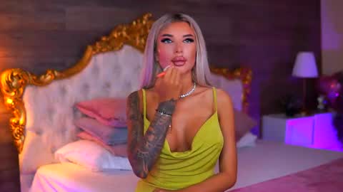 Snapshot of juicy_jessye chatting on June 2026 08:13:01 PM Jessye online show from June 2026 08:13:01 PM