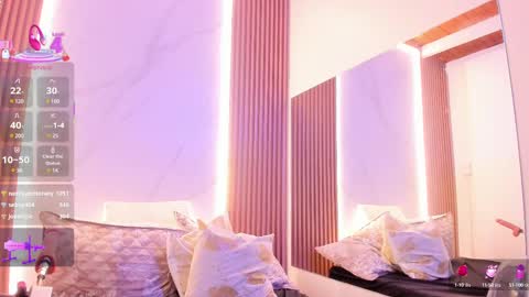 Juicy online show from March 2025 08:42:02 PM