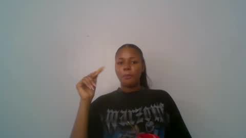 Emily online show from November 2025 11:43:02 AM