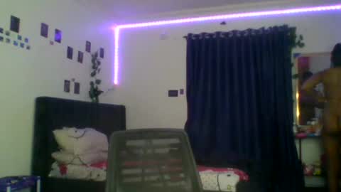 Emily online show from February 2026 05:38:01 AM