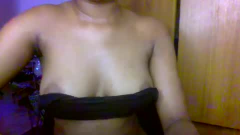 Snapshot of juicy_pussy1122 chatting on March 2026 08:09:02 AM Emily online show from March 2026 08:09:02 AM
