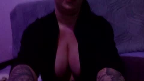 Tacye Ann online show from December 2025 11:37:01 AM