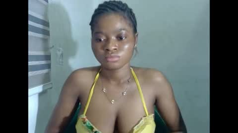 juicynpinkx online show from April 2026 11:16:01 PM