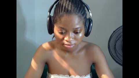 juicynpinkx online show from April 2026 08:30:02 AM